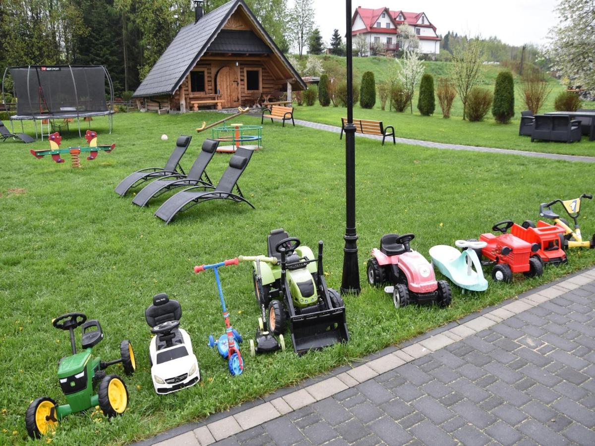 Pokoje Goscinne Budzowie Czarna Gora Ngoại thất bức ảnh